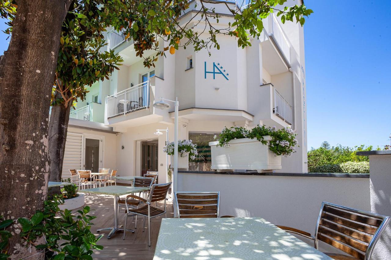 Hotel Angelina Sant'Agnello Exteriér fotografie